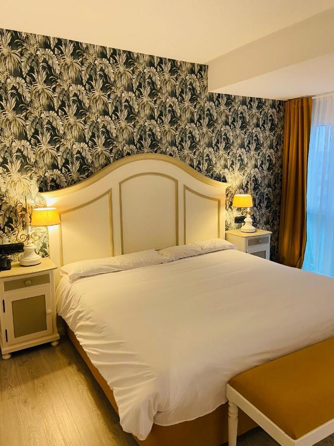 Rey Sancho Palencia Hotel ภายนอก รูปภาพ