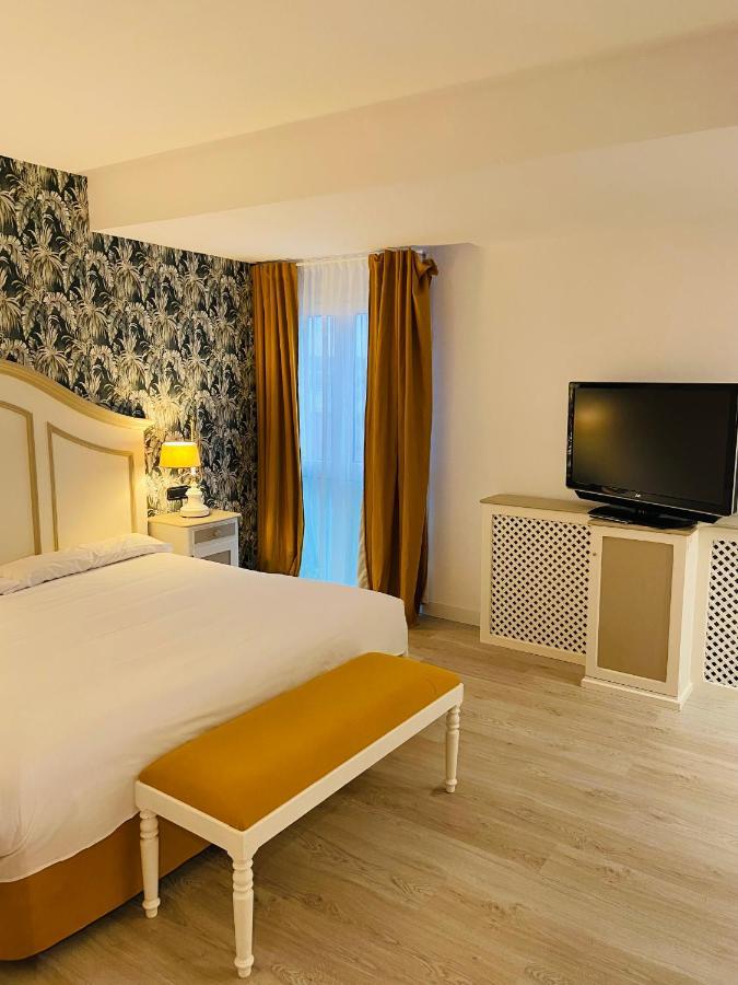 Rey Sancho Palencia Hotel ภายนอก รูปภาพ