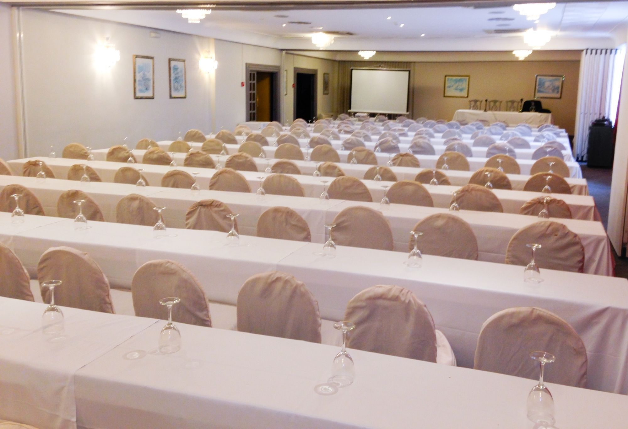 Rey Sancho Palencia Hotel ภายนอก รูปภาพ