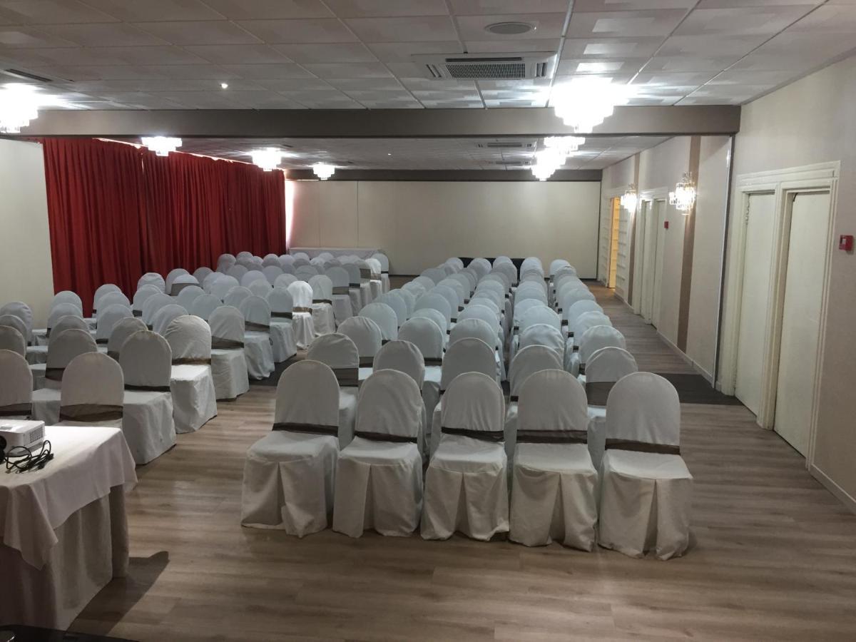 Rey Sancho Palencia Hotel ภายนอก รูปภาพ